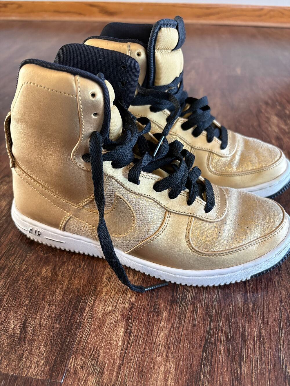 Nike Air Force 1 High GS Metallic Gold Black Sneakers 395751-701 Size 6Y